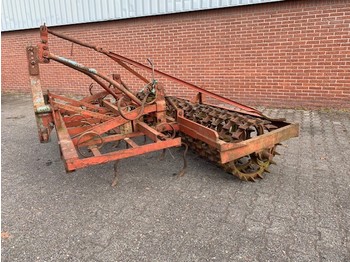 Cultivator Cultivator Met Nokkenrol: picture 1