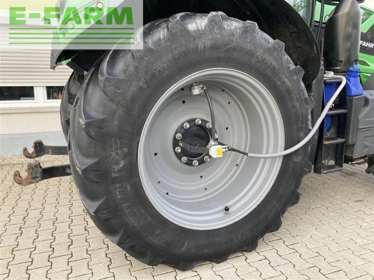 Farm tractor Deutz-Fahr agrotron 7250 ttv: picture 17