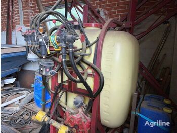 Tractor mounted sprayer HARDI: picture 1