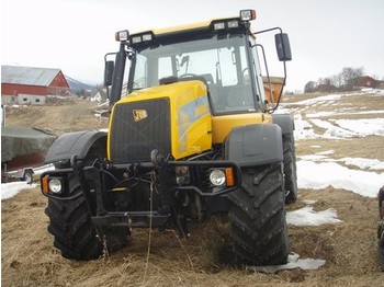 Farm tractor JCB 3185-65: picture 1