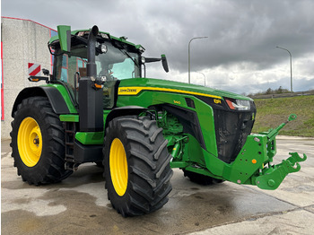 JOHN DEERE 8R340 - Farm tractor: picture 1