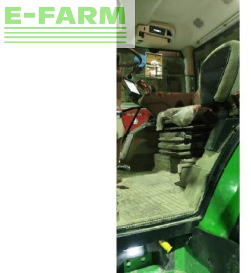 Farm tractor John Deere 6130r: picture 8