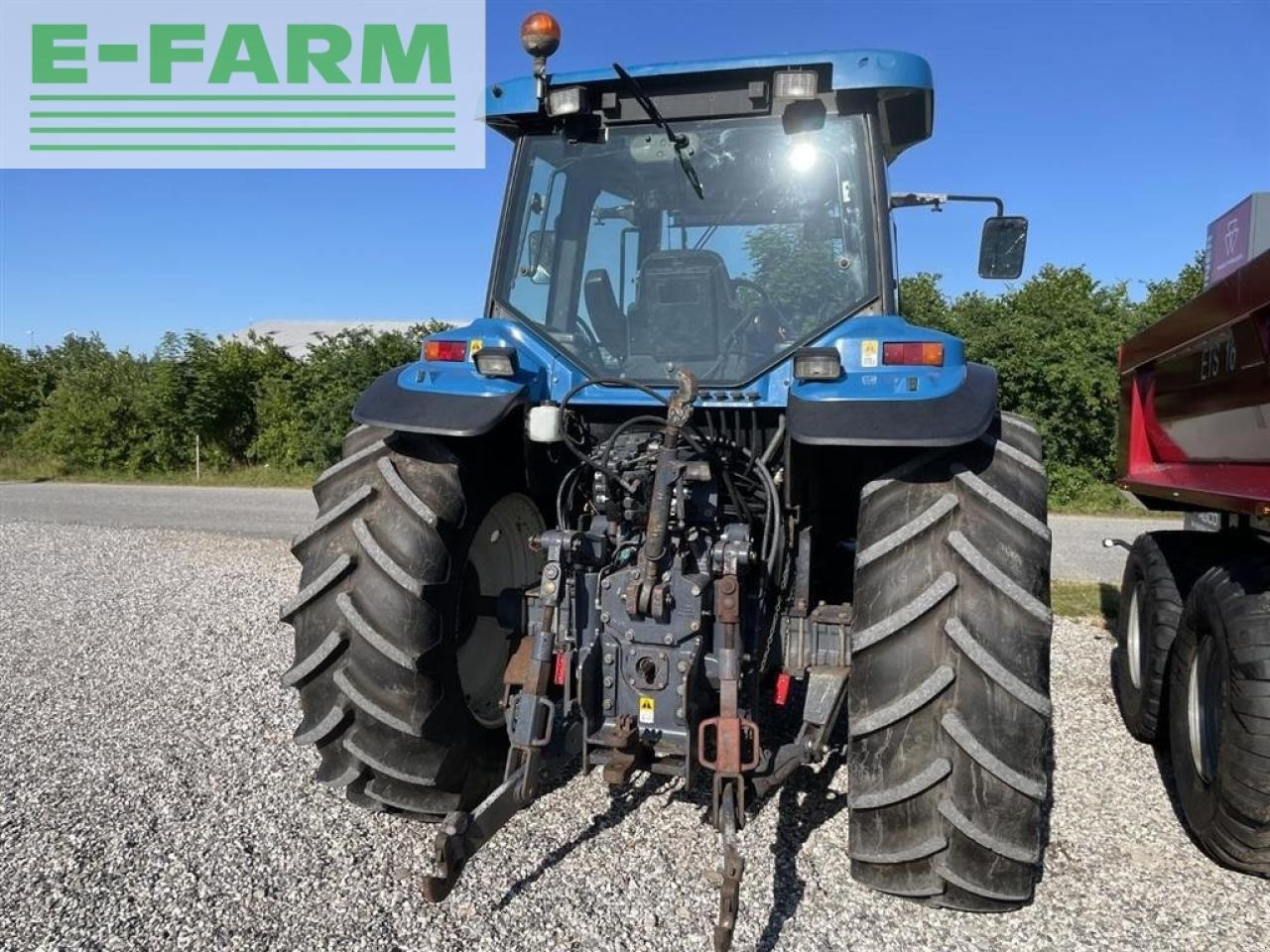Farm tractor New Holland 8670 supersteer og frontlift: picture 3