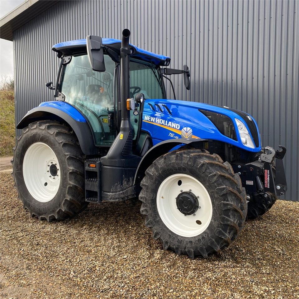 Farm tractor New Holland T 6.145: picture 8