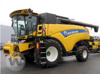 Combine harvester New Holland cx 8.85: picture 1