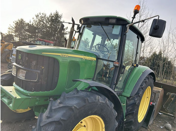 Farm tractor JOHN DEERE 6320