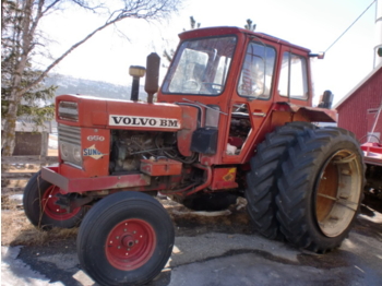 Farm tractor Volvo BM 650: picture 1