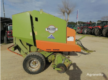 Round baler