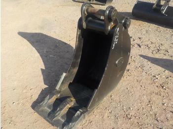 Bucket 18" Strickland Digging Bucket 50mm Pin to suit 6-8 Ton Excavator: picture 1