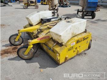  2014 Multi Sweep 425 - Broom