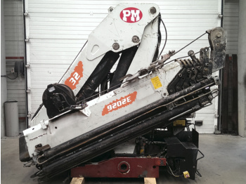 PM 32026 - Truck mounted crane