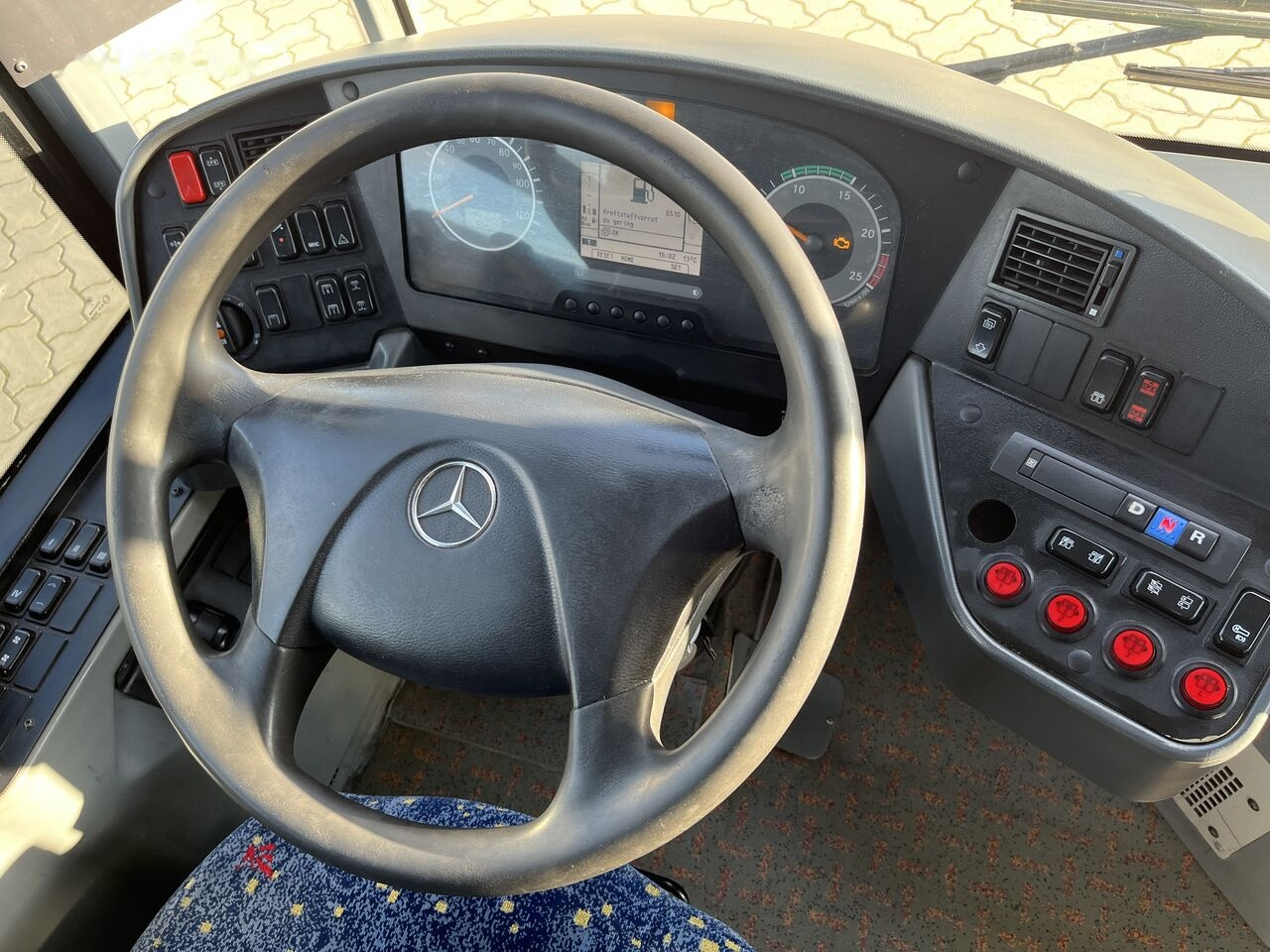 Mercedes-Benz Conecto G (LF) - 40 Sitze + 101 Stehpl. + 1 Rollstuhl leasing Mercedes-Benz Conecto G (LF) - 40 Sitze + 101 Stehpl. + 1 Rollstuhl: picture 14