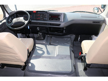 Toyota Coaster .... 30 places - Minibus, Passenger van: picture 4