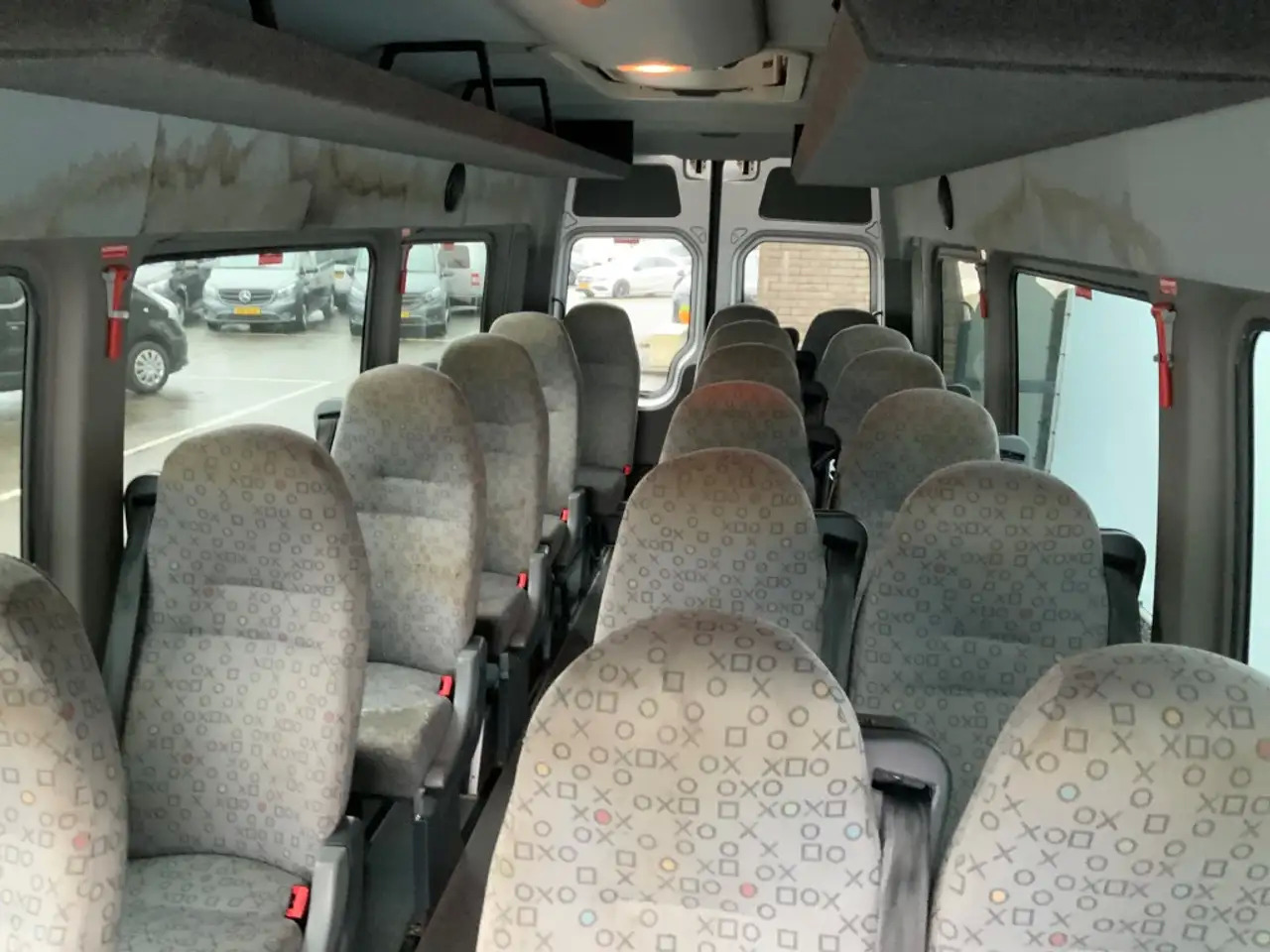 Minibus, Passenger van Volkswagen Crafter 35 2.5 TDI L4H3 PersoneBus 19 pers Airco CameraTre: picture 6