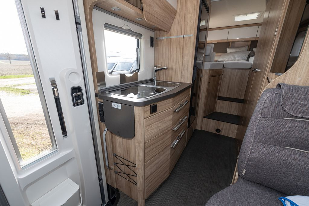 Semi-integrated motorhome HYMER / ERIBA / HYMERCAR ML-T 580 FREISTAAT RENT 24*AB 12/2024*: picture 12