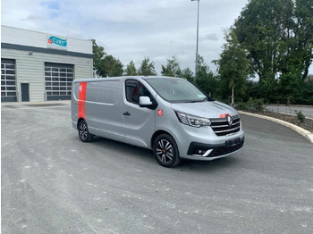 Panel van All New Renault Trafic Red Exclusive 170 BHP: picture 1