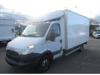 Closed box van Iveco 50C15 Daily 3 500kg Euro 5: picture 1