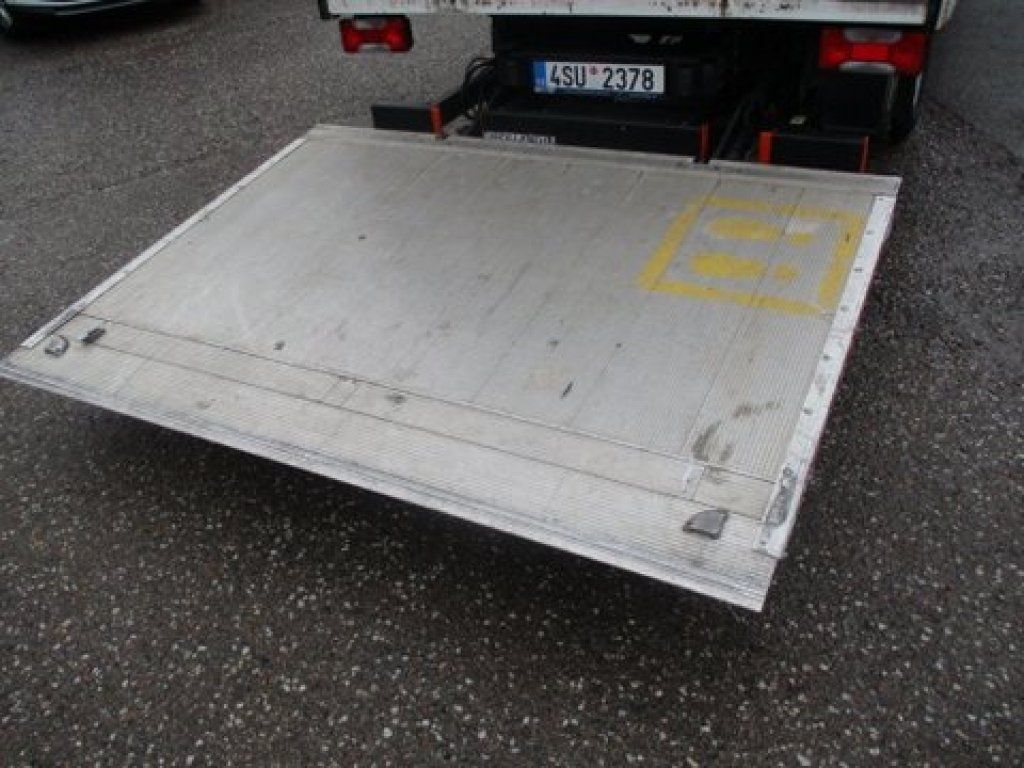 Closed box van Iveco Daily 35C15 LBW: picture 6