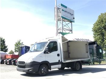 Commercial truck Iveco Daily 35 S 15 Getranke: picture 1