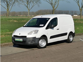 Small van Peugeot Partner: picture 2