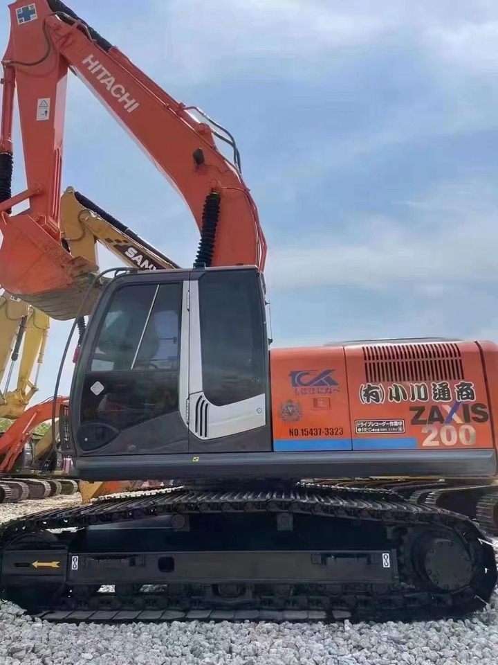 Crawler excavator 90%new 20 ton Korea Original made HITACHI ZX200 used hydraulic crawler excavator in ready stock: picture 4