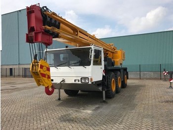 All terrain crane Kato KA 400