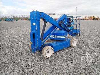 UPRIGHT AB38 - Articulated boom