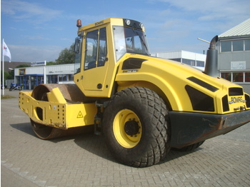 Roller BOMAG BW 216 DH -4: picture 1