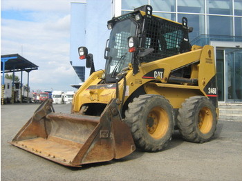 CAT BOBCAT 246 B - Backhoe loader