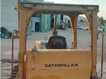 Bulldozer CATERPILLAR D5B