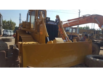 Bulldozer CATERPILLAR D6H: picture 1