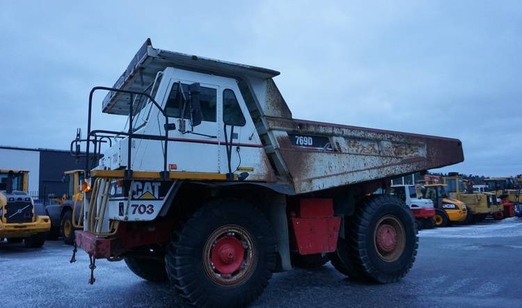Rigid dumper/ Rock truck CAT 769 D: picture 18