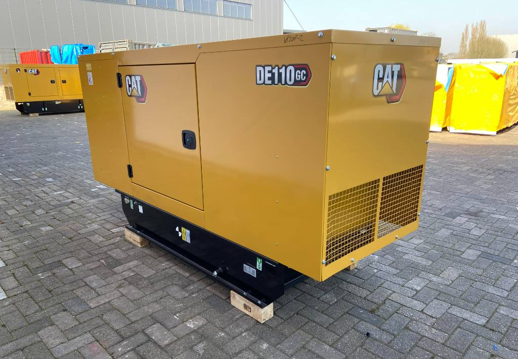 Generator set CAT DE110GC - 110 kVA Stand-by Generator - DPX-18208: picture 3