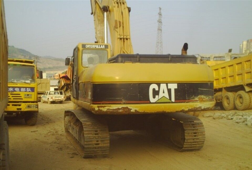 Crawler excavator Caterpillar 330C: picture 9