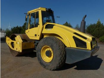 BOMAG BW 213 D-4 - Compactor