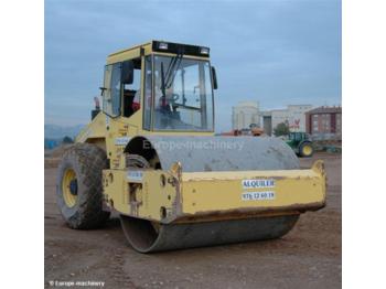 Bomag BW211D3 - Compactor