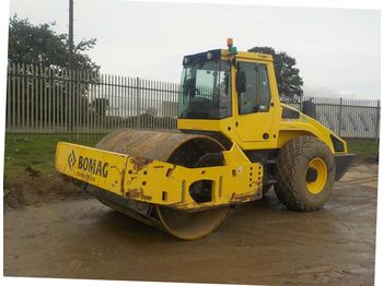 Bomag BW216DH-4 - Compactor