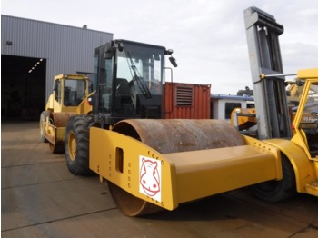 Compactor Caterpillar CS76