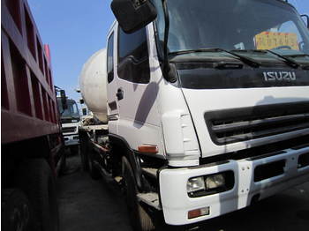 ISUZU 360 - Concrete mixer truck