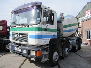 MAN 32-342 8X4 - Concrete mixer truck