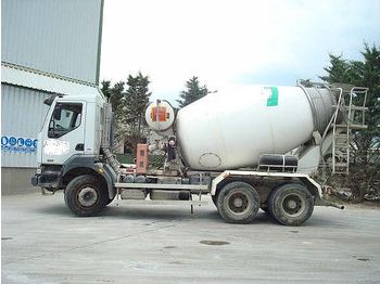 Renault Kerax 380 - 6x4 - 7-8 m³ - Concrete mixer truck