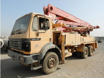 Concrete pump truck Mercedes 2631