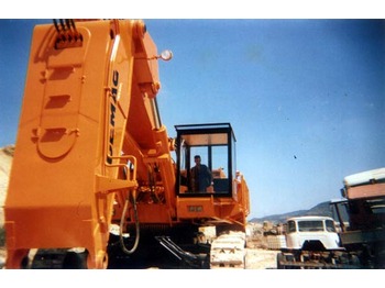 Demag H120 - Crawler excavator