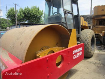 Compactor DYNAPAC CA251D: picture 1