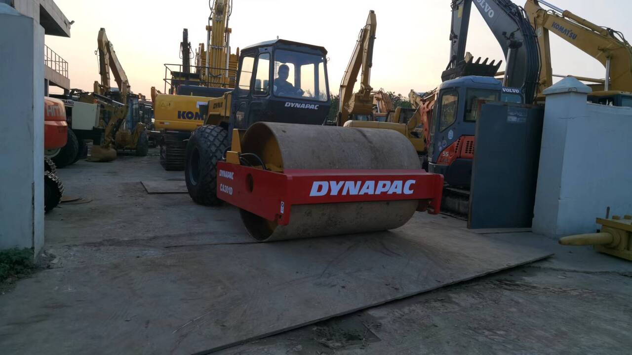 Roller DYNAPAC CA301D: picture 5