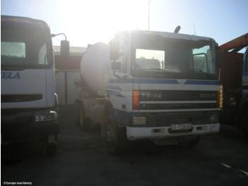 Concrete mixer truck Daf 75  CF: picture 1
