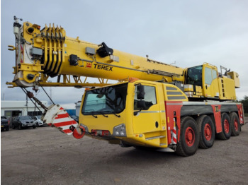 Mobile crane DEMAG