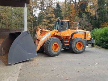 Wheel loader Doosan DL 420: picture 1