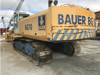 Bauer BG15 - Drilling machine