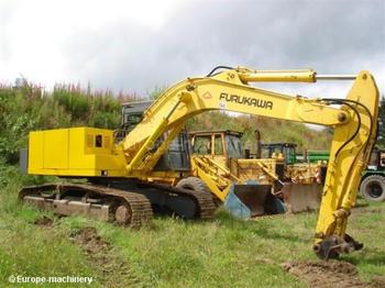 Crawler excavator Furukawa 640 LC: picture 1